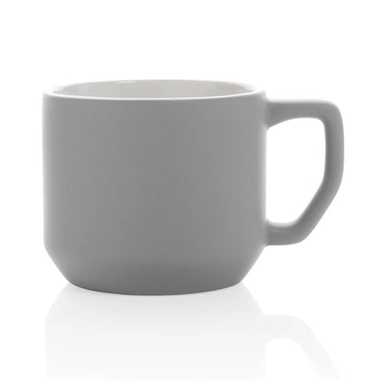 Modern ceramic mug by XD Collection