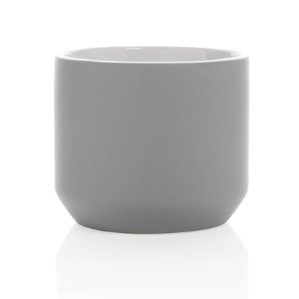  350ml drinkware with a sleek design and smooth finish