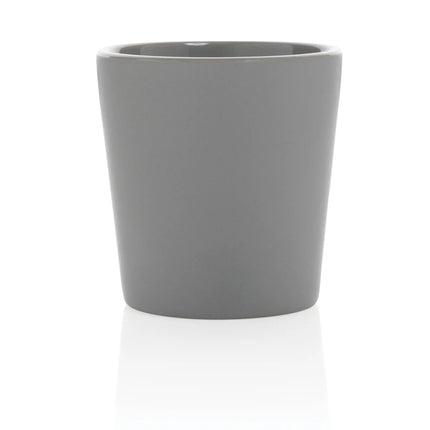 Modern ceramic coffee mug by XD Collection