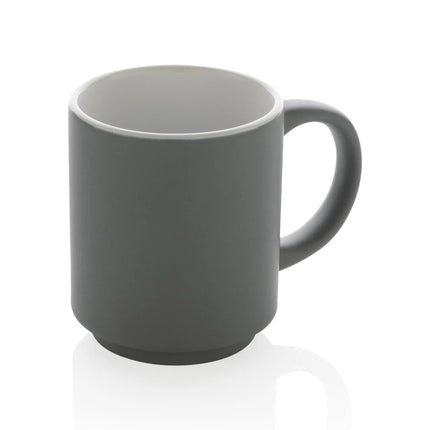  180ml drinkware with a smooth finish