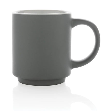  shown in a neutral setting.