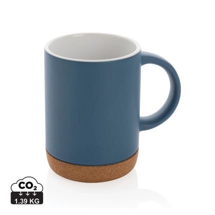  showing a close-up of the stylish drinkware on a neutral background.