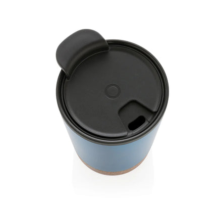  durable drinkware for hot and cold beverages.