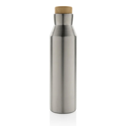 XD Collection Gaia RCS certified recycled stainless steel vacuum bottle for hot and cold drinks in a sleek
