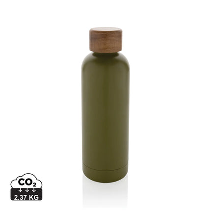  durable drinkware for hot and cold beverages.