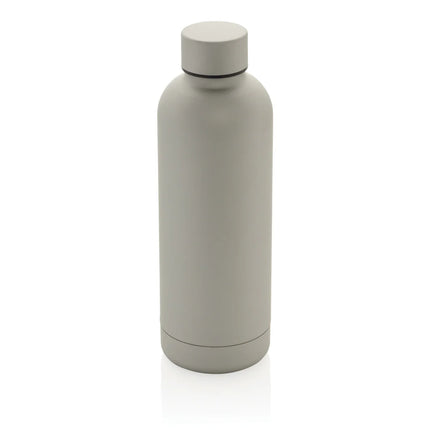  eco-friendly drinkware with a sleek design and secure lid.
