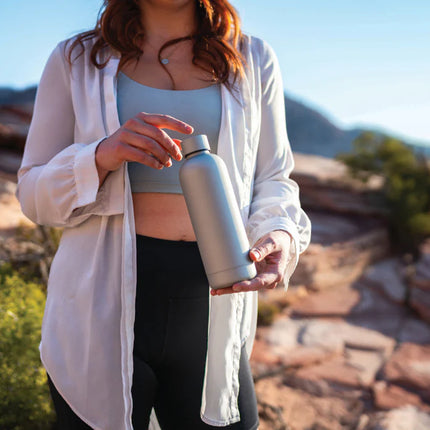  durable drinkware with leak-proof design
