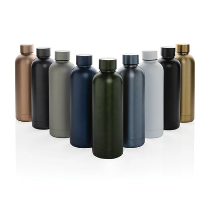  durable drinkware for hot and cold beverages.