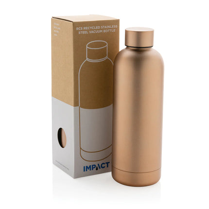  durable drinkware with sleek design and secure lid.