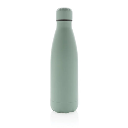  durable design and spill-proof lid.