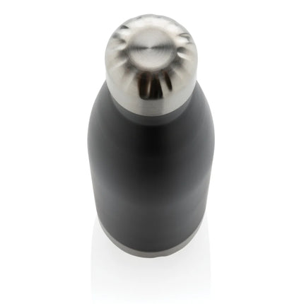  drinkware with a sleek design and secure lid for hot or cold beverages.