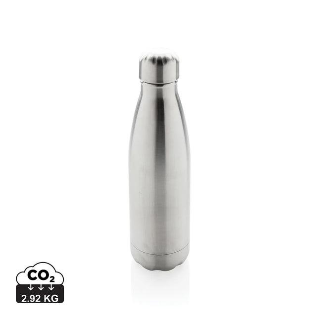 drinkware with a sleek design and spill-proof lid for hot and cold beverages.