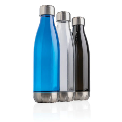  showcasing durable drinkware with secure lid and sleek design.