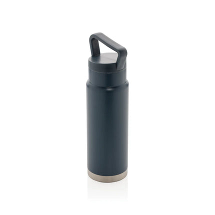  featuring a sleek design and secure lid for portable hydration.