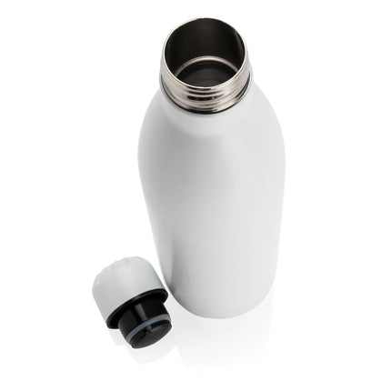  750ml drinkware with a sleek