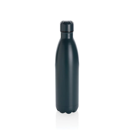  750ml capacity