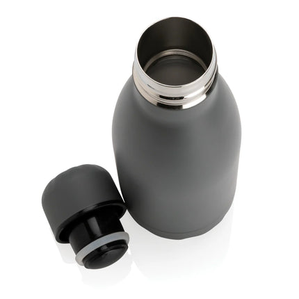Solid color stainless steel vacuum bottle by XD Collection