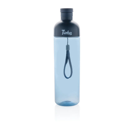  with a clear design and secure lid for drinking on the go.