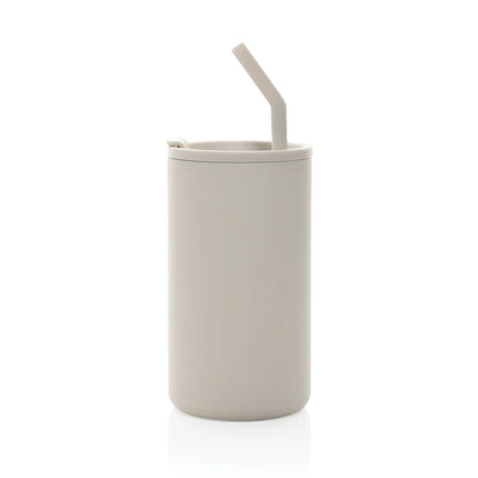  durable drinkware design.