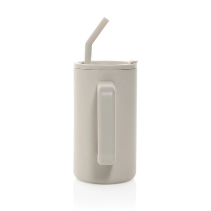  800ml capacity