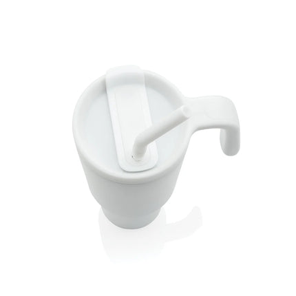  eco-friendly drinkware with sleek design and secure lid.