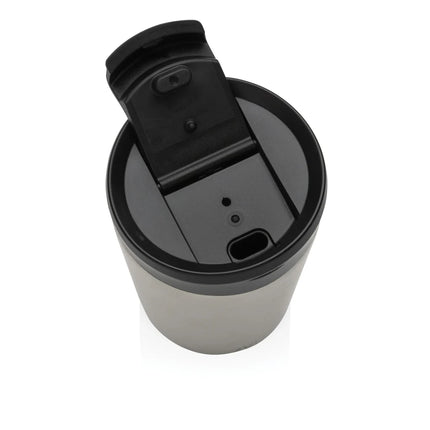  durable design for beverages.