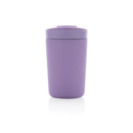  stainless steel drinkware with a sleek design and secure lid showing on a white background.