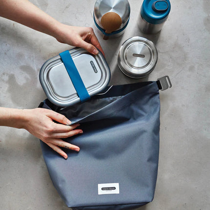  ideal for carrying meals in home and living settings.