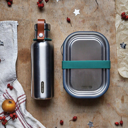  stainless steel drinkware design with a secure lid.