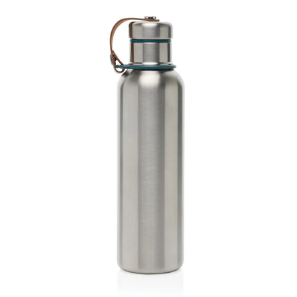 Black + Blum large 750ml insulated water bottle