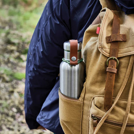 Large 750ml Black + Blum insulated water bottle in stainless steel with a sleek design and leak-proof cap.