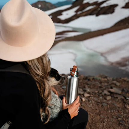 Large 750ml insulated water bottle by Black + Blum