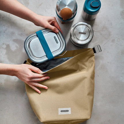  designed for keeping food fresh.