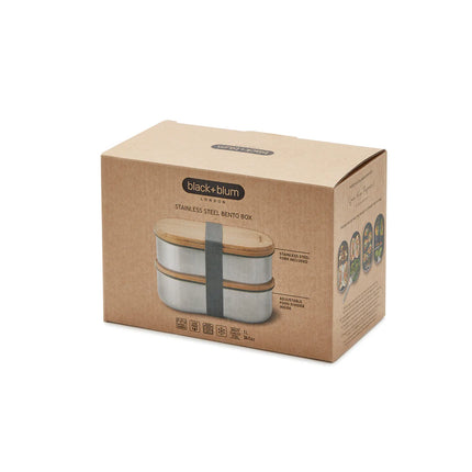  with two compartments for food storage.