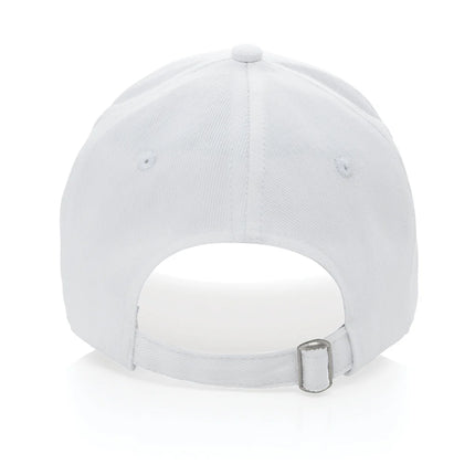  showcasing its eco-friendly design and casual headwear style.