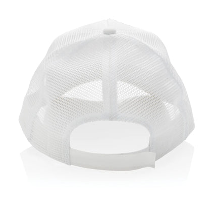  lightweight headwear with breathable mesh back and curved brim.