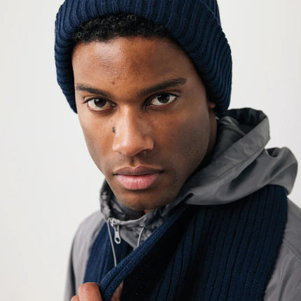  soft and warm headwear with a stylish knit pattern.