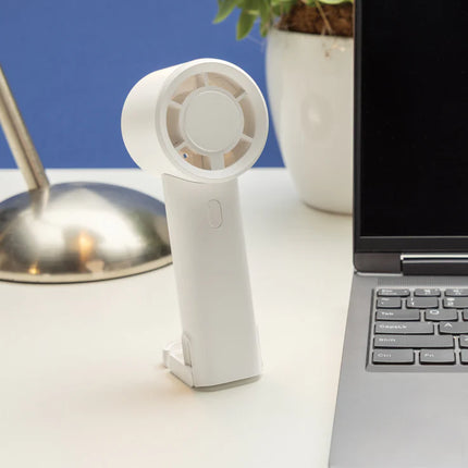  compact phone and tablet accessory with adjustable blades.