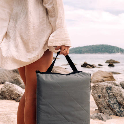 foldable design for outdoor activities.