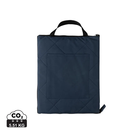  outdoor outdoor blanket with a comfortable