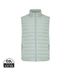 100% recycled polyester / iceberg green / 77 x 70 x 0.5 cm
