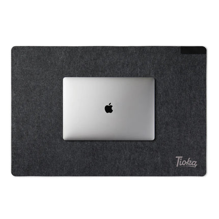 Vinga Albon GRS recycled felt desk pad from Atelier Collection, suitable for phone and tablet accessories, in natural felt texture.