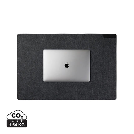 Vinga Albon GRS felt desk pad from the Atelier Collection, designed for phone and tablet accessories, in recycled felt material.