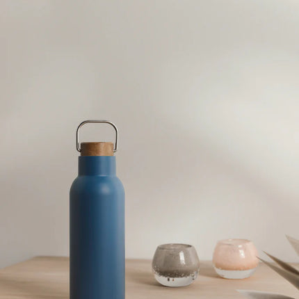VINGA Ciro RCS recycled vacuum bottle 580ml - Custom Wood Designs
