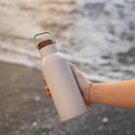VINGA Ciro RCS recycled vacuum bottle 580ml - Custom Wood Designs