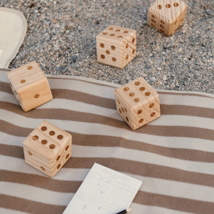 Outdoor yacht game - Custom Wood Designs