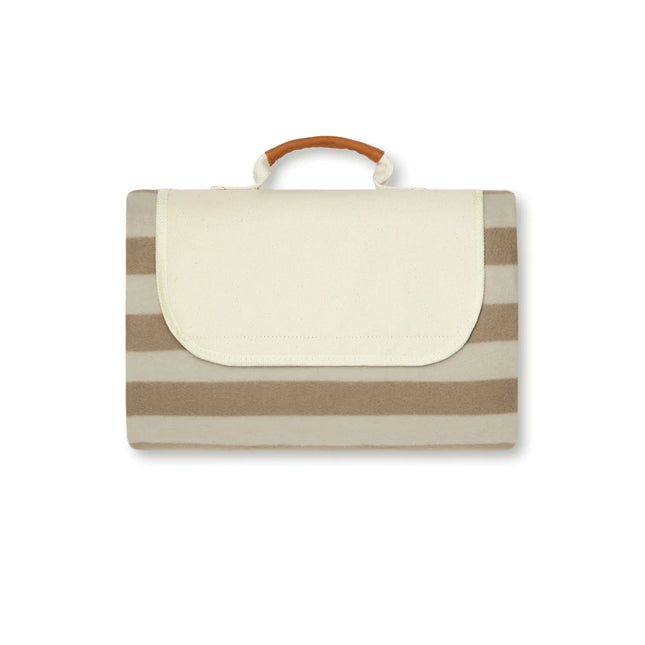 Vinga Alb GRS Collection recycled PET fleece outdoor picnic blanket in small size, featuring a cozy, eco-friendly design.