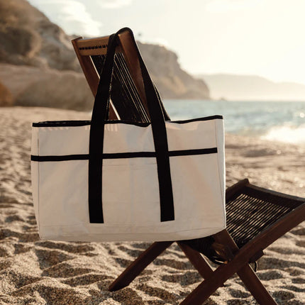 Volonn AWARE™ recycled canvas beach bag - Custom Wood Designs