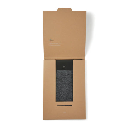 Vinga Albo GRS recycled felt 17-inch laptop sleeve with PU flap and melange finish, designed for bags and travel.