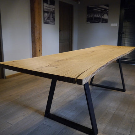 Rustic Live Edge solid oak dining table for hotels, restaurants and offices – made to order, logo engraving available (view 3)